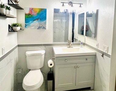 31200 Landau Boulevard - Photo Thumbnail 23