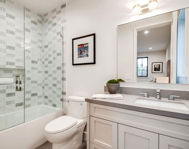 4210 Kraft Avenue - Photo Thumbnail 37