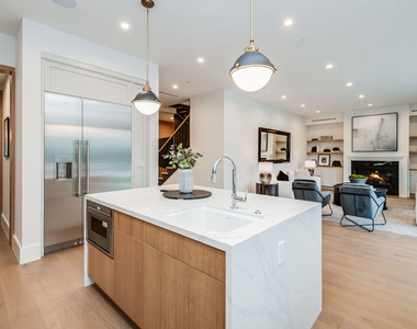 4210 Kraft Avenue - Photo Thumbnail 27
