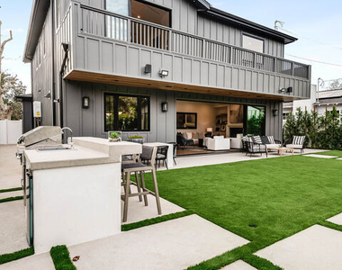 4210 Kraft Avenue - Photo Thumbnail 22