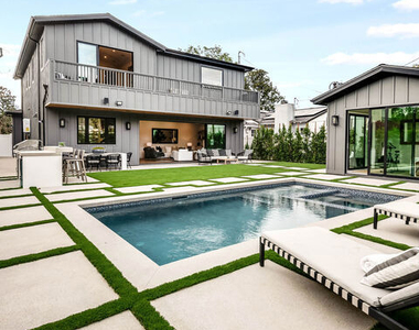 4210 Kraft Avenue - Photo Thumbnail 25