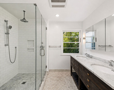 249 23rd Street - Photo Thumbnail 10
