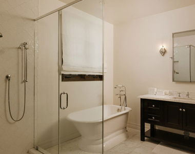 124 N Woodburn Drive - Photo Thumbnail 17