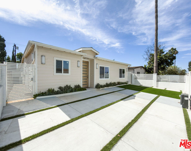 5035 Zelzah Avenue - Photo Thumbnail 3