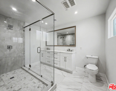 5035 Zelzah Avenue - Photo Thumbnail 28