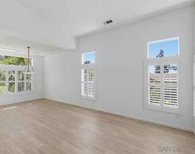 3173 Willow Tree Ln - Photo Thumbnail 7