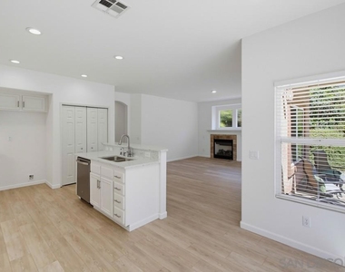 3173 Willow Tree Ln - Photo Thumbnail 20