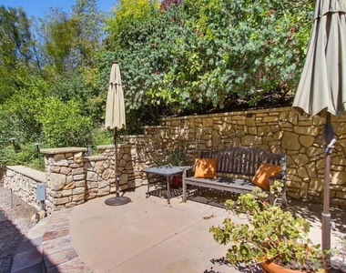 3173 Willow Tree Ln - Photo Thumbnail 54
