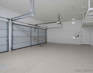3173 Willow Tree Ln - Photo Thumbnail 53