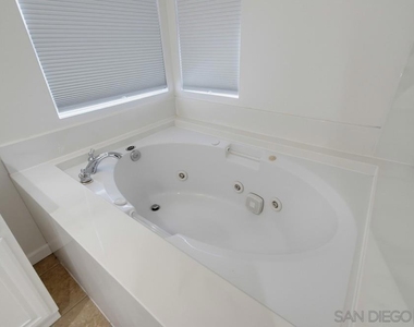 3173 Willow Tree Ln - Photo Thumbnail 41