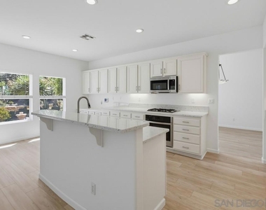 3173 Willow Tree Ln - Photo Thumbnail 17