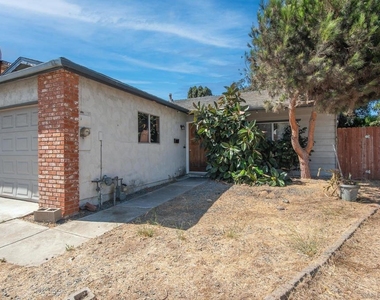 1823 Sparks Ct. - Photo Thumbnail 1