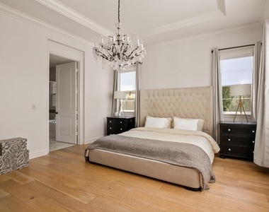 809 Sandy Court - Photo Thumbnail 21