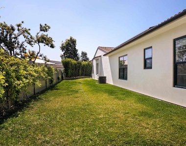 809 Sandy Court - Photo Thumbnail 31