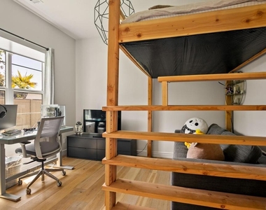 809 Sandy Court - Photo Thumbnail 30
