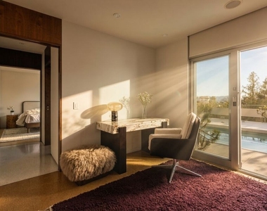 3201 Oakley Drive - Photo Thumbnail 20