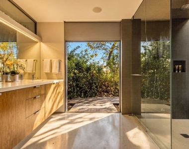 3201 Oakley Drive - Photo Thumbnail 29