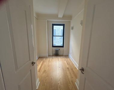 East Village - Photo Thumbnail 1