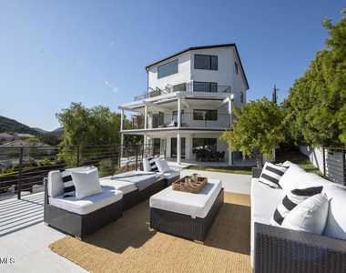 290 Lake Sherwood Drive - Photo Thumbnail 16