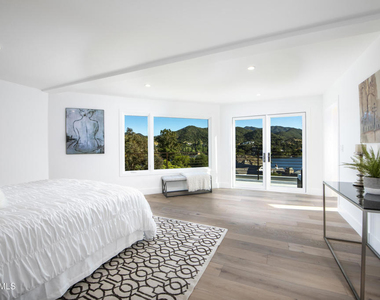 290 Lake Sherwood Drive - Photo Thumbnail 10