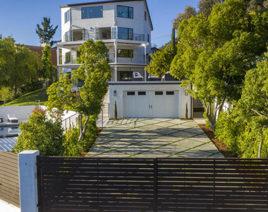 290 Lake Sherwood Drive - Photo Thumbnail 18