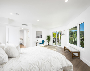 290 Lake Sherwood Drive - Photo Thumbnail 7