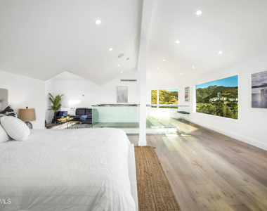 290 Lake Sherwood Drive - Photo Thumbnail 13