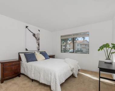 78650 Avenue 42 - Photo Thumbnail 2
