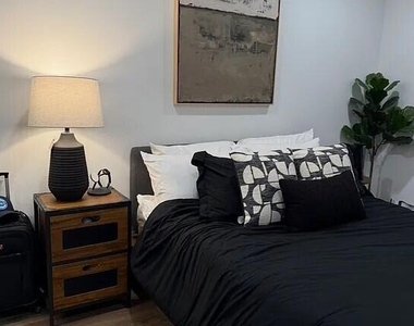 680 N Ashurst Court - Photo Thumbnail 6