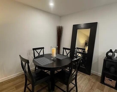 680 N Ashurst Court - Photo Thumbnail 4