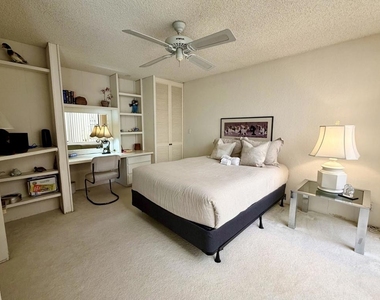 347 Villena Way - Photo Thumbnail 14
