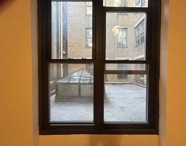 East Village - Photo Thumbnail 6