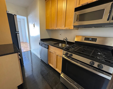 145 4th Avenue - Photo Thumbnail 7