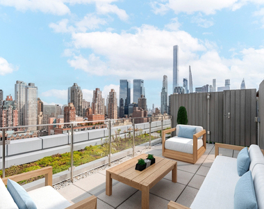 554 West 54th Street - Photo Thumbnail 1