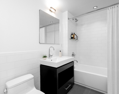 554 West 54th Street - Photo Thumbnail 11