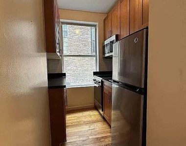 East 74th Street - Photo Thumbnail 1