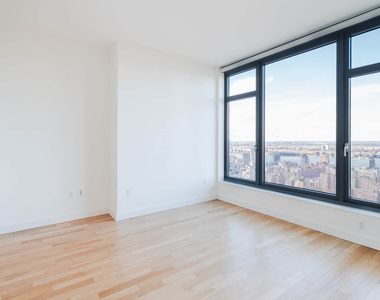 105 W 29th Street - Photo Thumbnail 12