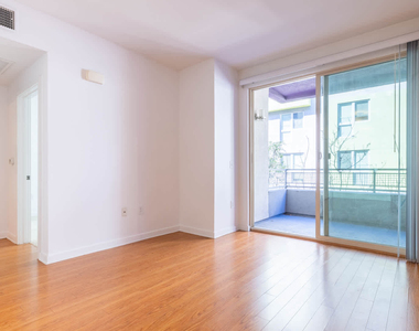 235 South San Pedro Street - Photo Thumbnail 3