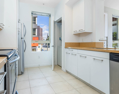 235 South San Pedro Street - Photo Thumbnail 2