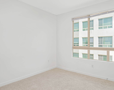 235 South San Pedro Street - Photo Thumbnail 12