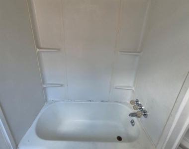 67a Greenkill Avenue - Photo Thumbnail 19