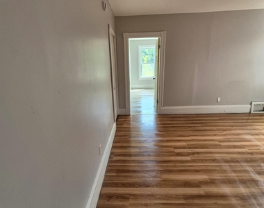 67a Greenkill Avenue - Photo Thumbnail 14