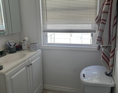 8 Lewis Street - Photo Thumbnail 5