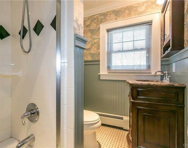 16 Union Avenue - Photo Thumbnail 11