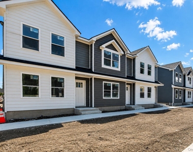64 Manor Place - Photo Thumbnail 1