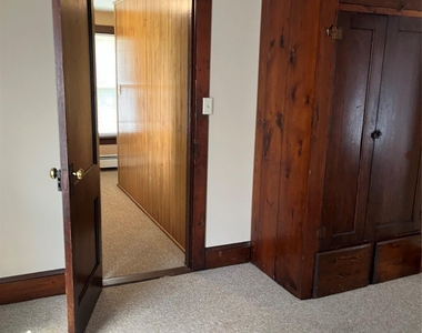 89 N Montgomery Street - Photo Thumbnail 17