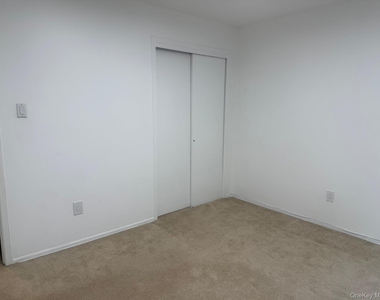 306 Hamilton Avenue - Photo Thumbnail 11