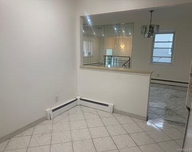 306 Hamilton Avenue - Photo Thumbnail 4