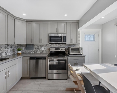 75 Ranch Lane - Photo Thumbnail 5
