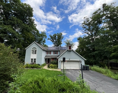 22 Dogwood Drive - Photo Thumbnail 1